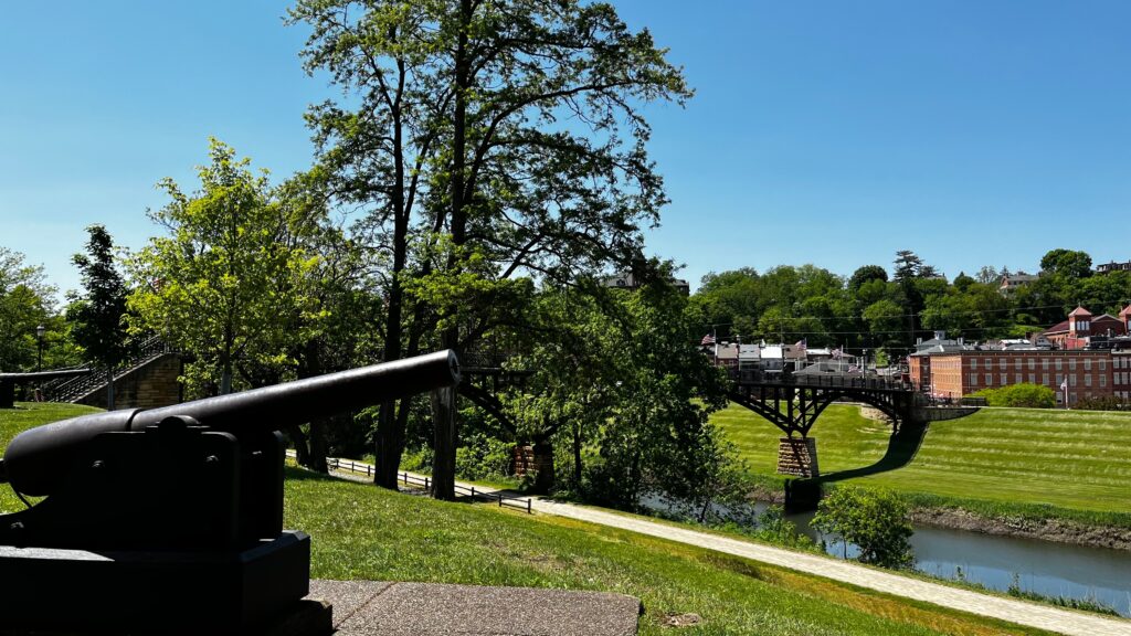 Cannon over bridge and Galena IL